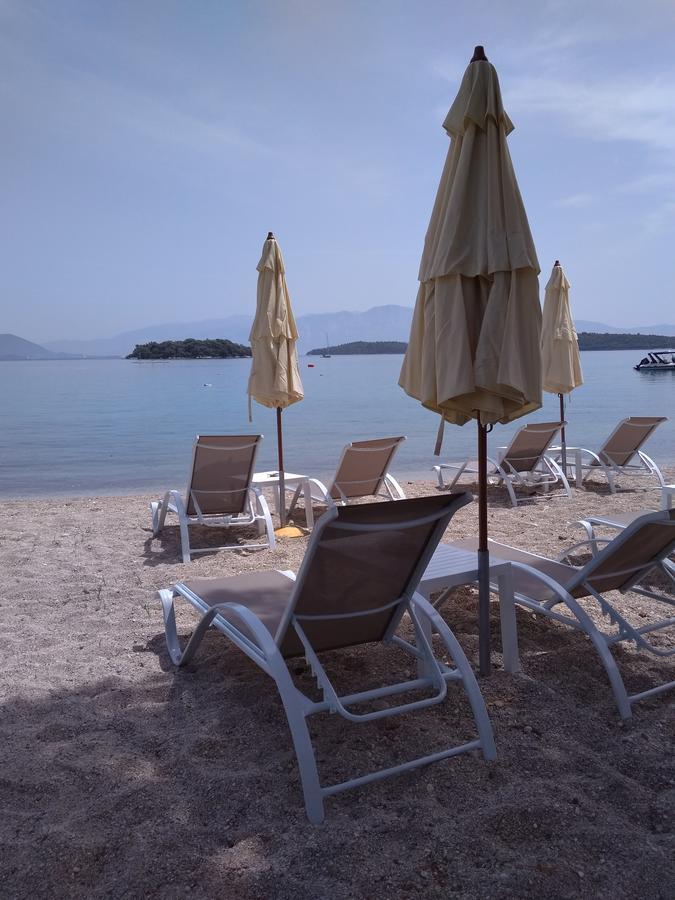Palmyra Beachfront Studios Nydri  Exteriér fotografie